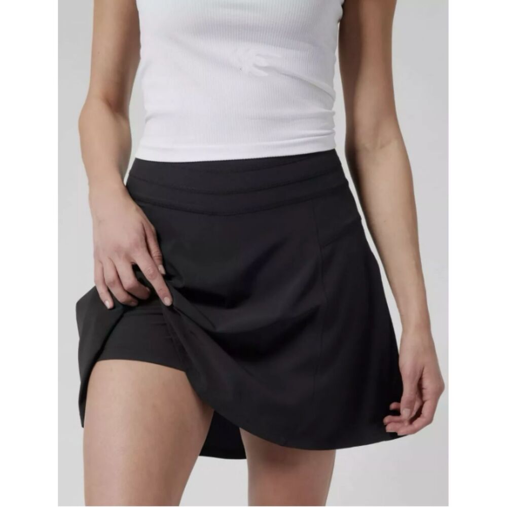 Athleta NEW All Day Skort 14 Black Stretch Fabric Zipped Cell Phone Pocket NWT